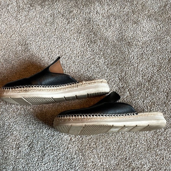 Calvin Klein slip on sz 7 perfect for 6.5 - Picture 2 of 5